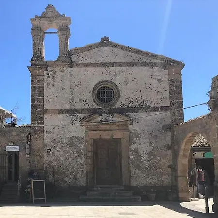 Na Carizza A Frühstückspension Marzamemi